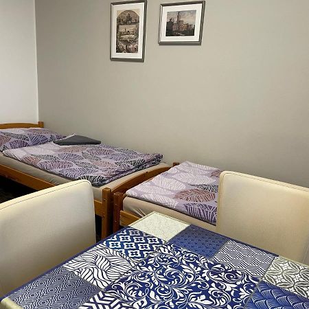 Cetnicka Stanice Hluboka Hluboka nad Vltavou Ngoại thất bức ảnh