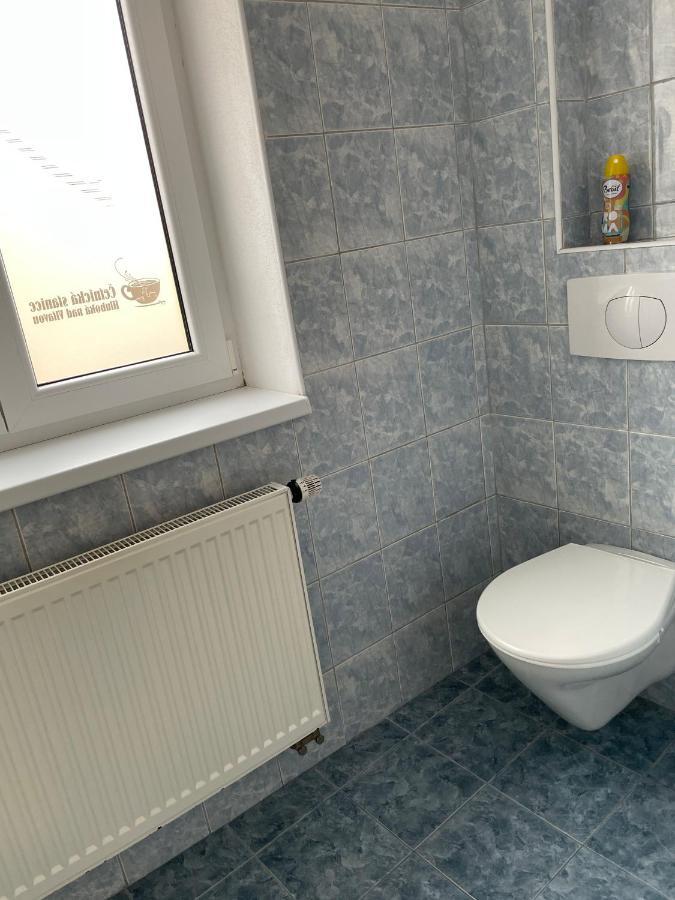 Cetnicka Stanice Hluboka Hluboka nad Vltavou Ngoại thất bức ảnh