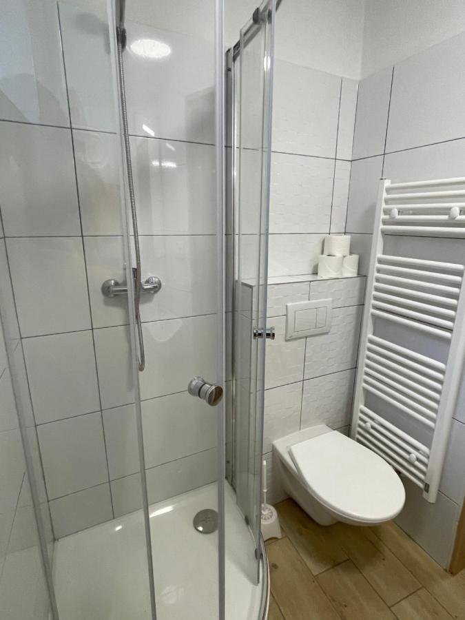 Cetnicka Stanice Hluboka Hluboka nad Vltavou Ngoại thất bức ảnh